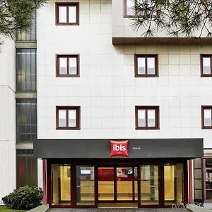 3* מלון Dc International